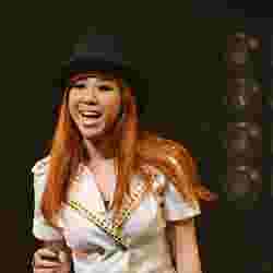 Jamosa 渋谷女祭り で香里奈主演ドラマ主題歌を熱唱 モデルプレス