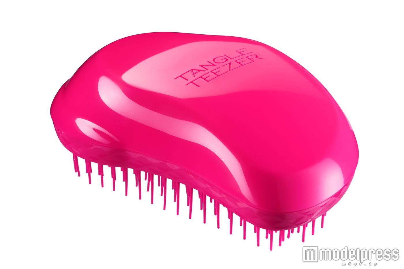 手にすっぽり収まるサイズ感が嬉しい