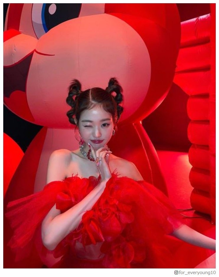 IVEチャン・ウォニョン、“トゥイーティー前髪”に「斬新」「可愛い」の声