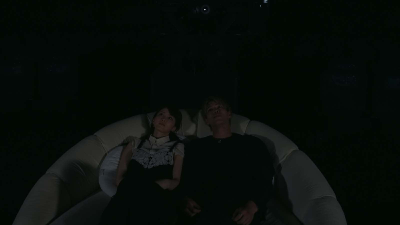 西村歩乃果、白鳥大珠／Netflix「オオカミちゃんには騙されない」第11話（C）Netflix