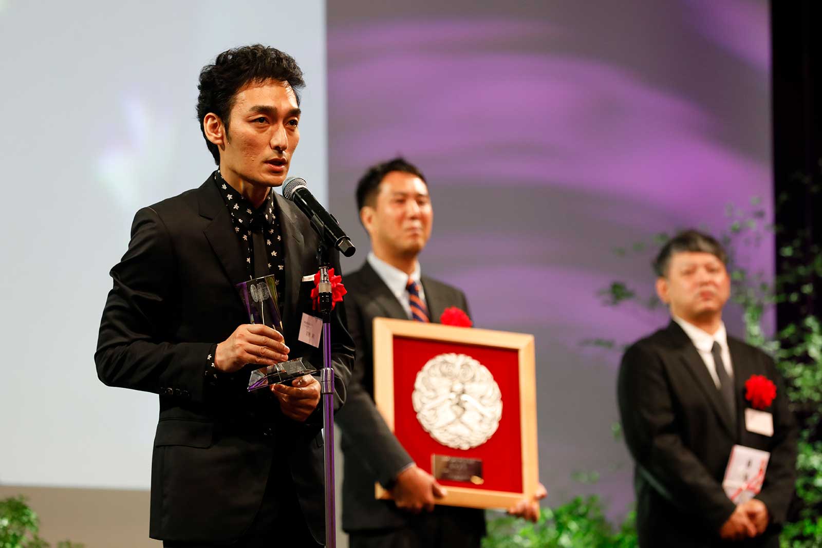 草なぎ剛（提供写真）