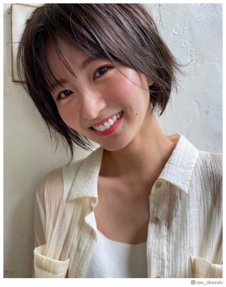 岡崎紗絵、20cmカットで“人生初”ショートヘアに 「すごく似合ってる」「可愛すぎ」の声