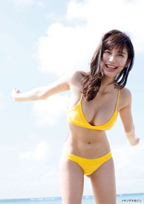 リアル峰不二子 小倉優香 美バスト ボディあらわなビキニ姿披露 モデルプレス