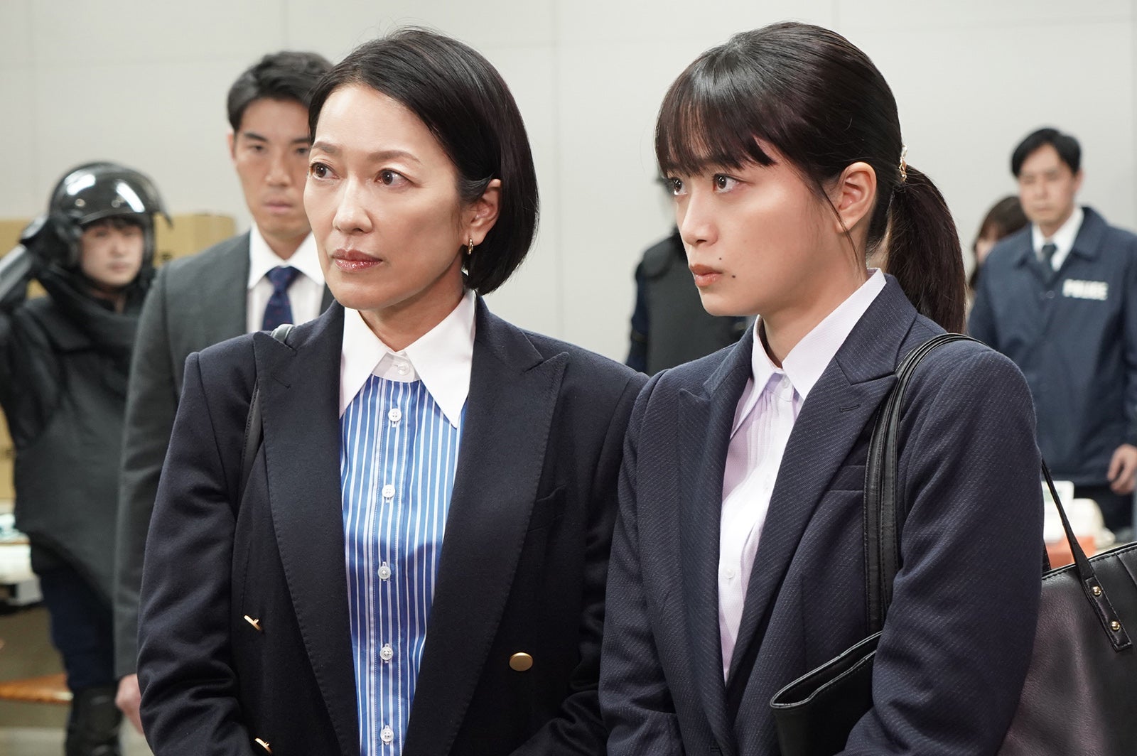 羽田美智子、深川麻衣（C）テレビ朝日