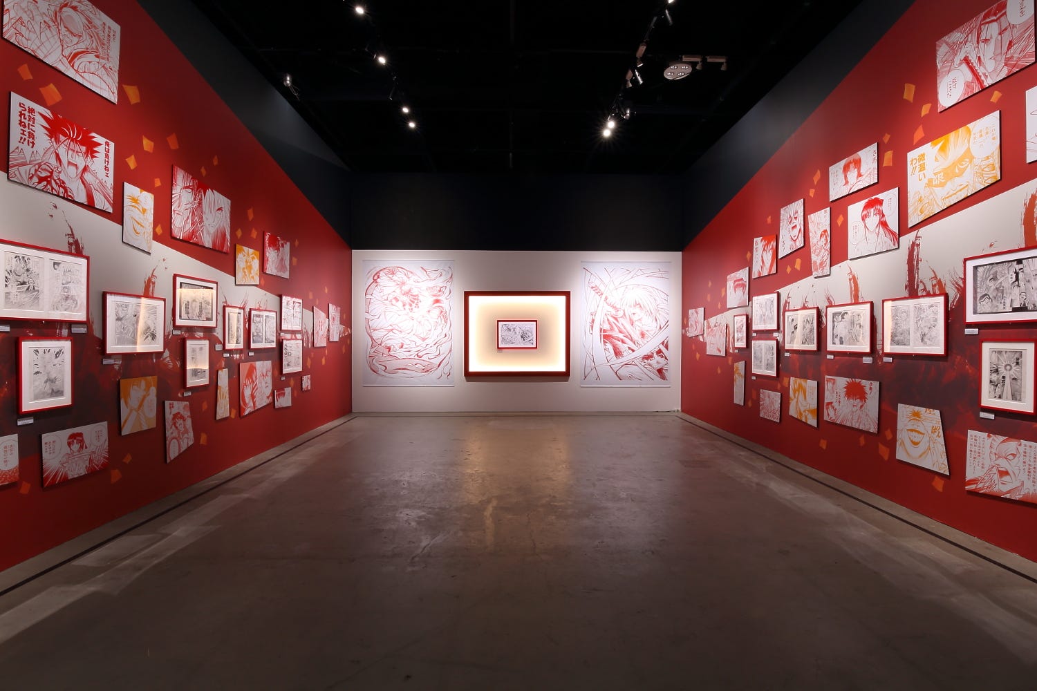 「るろうに剣心展」開幕、200点超の直筆原稿や原画展示 映画の衣装展示やコラボメニューにも注目