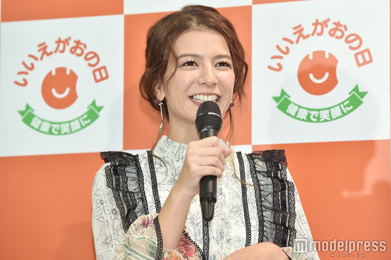 スザンヌ（C）モデルプレス