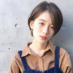 小顔にはコツがある 小顔見えするショートヘア15選 顔型別 特徴別 モデルプレス 小顔にはコツがある 小顔見えするショートヘア15選 顔型別 特徴別 モデルプレス