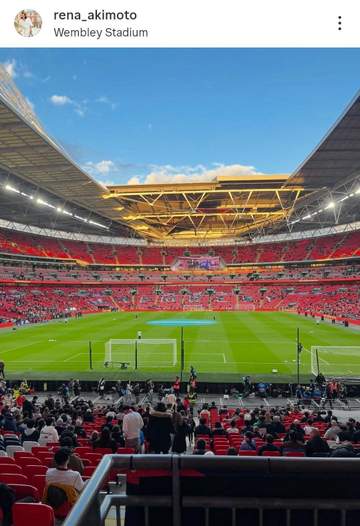 森保J歴史的勝利 スタンドに美貌際立つ元女子アナ 3児ママ、ロンドン在住「勝利を見届けられて嬉しい」