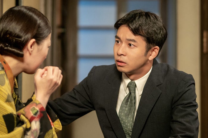 「虎に翼」伊藤沙莉＆仲野太賀、緊迫シーンで見せた“顔芸”が話題「面白すぎる」「素で笑っちゃってる？」