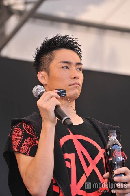 「コカ・コーラゼロ×EXILE新TVCM発表イベント」に参加したEXILEのTETSUYA