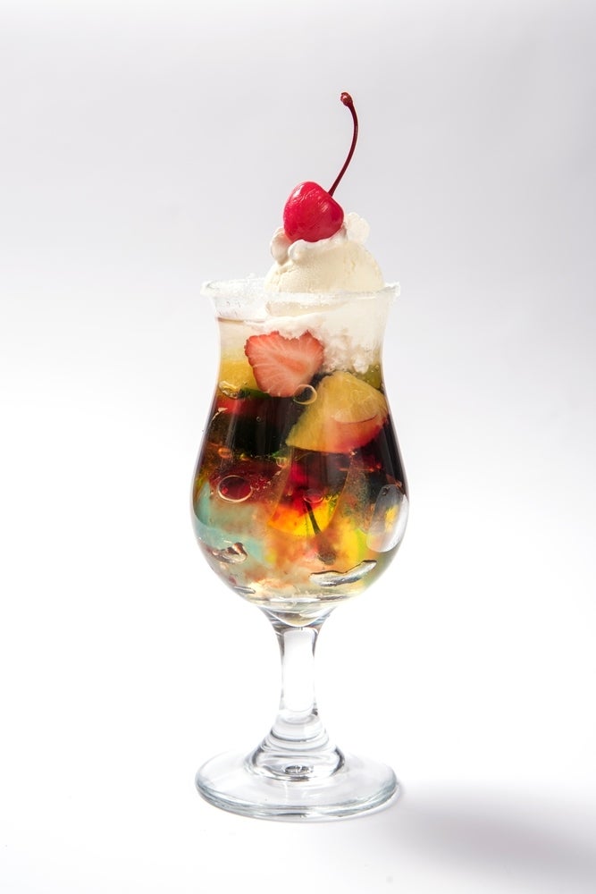 輝くフルーツポンチ1,080円（C）2017「打ち上げ花火、下から見るか？横から見るか？」製作委員会