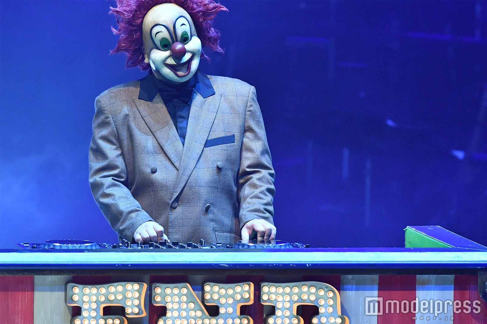 DJ LOVE（C）モデルプレス