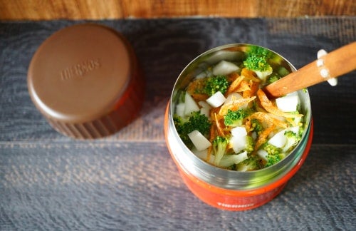 ブロッコリーとかぶと桜エビの雑炊