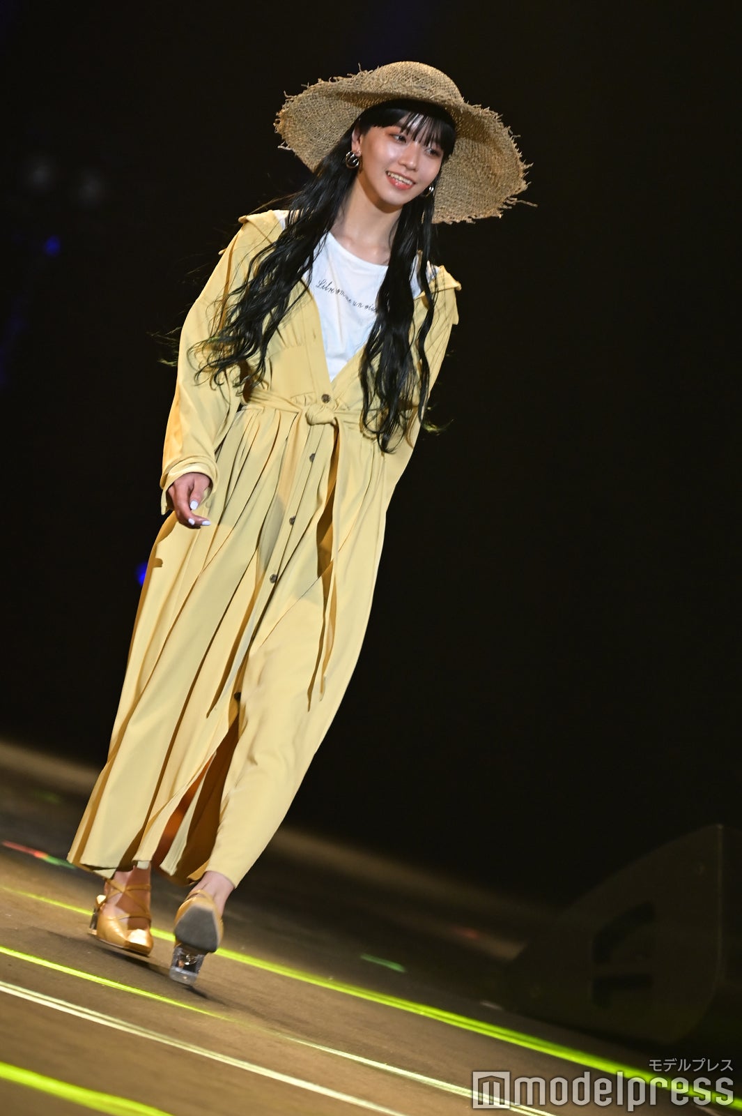 （C）モデルプレス