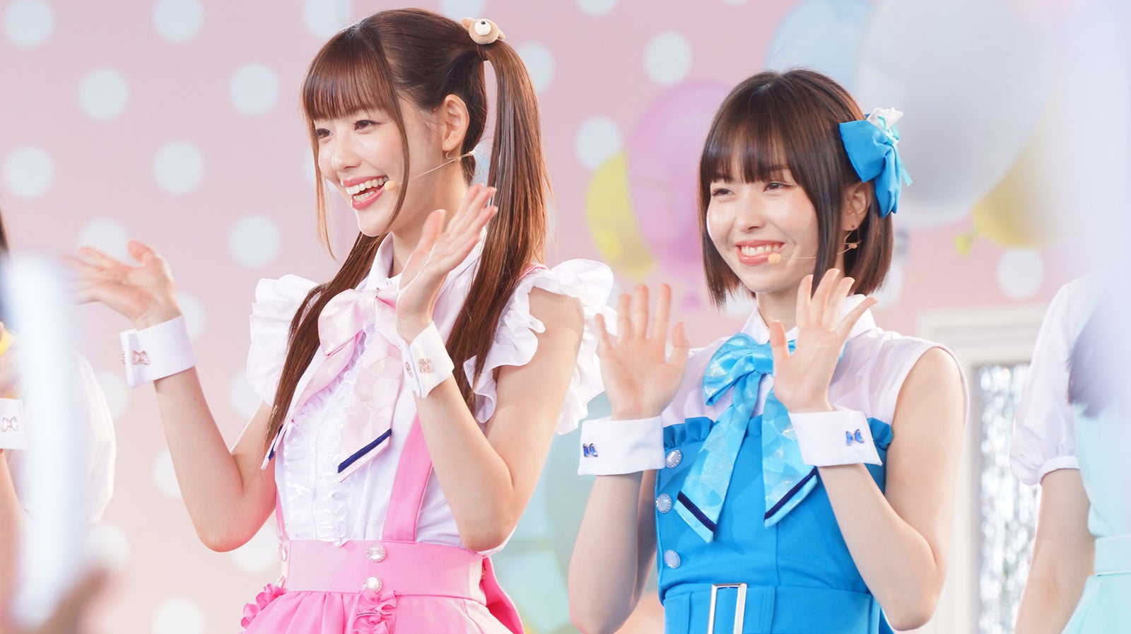 中村里帆、MOMO／「推しが武道館いってくれたら死ぬ」最終話より（C）A／T，O・A