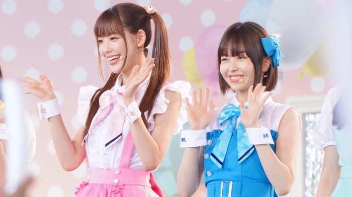 中村里帆、MOMO/「推しが武道館いってくれたら死ぬ」最終話より(C)A/T,O・A