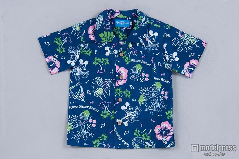 シャツ（100～120cm）￥2900（C）Disney