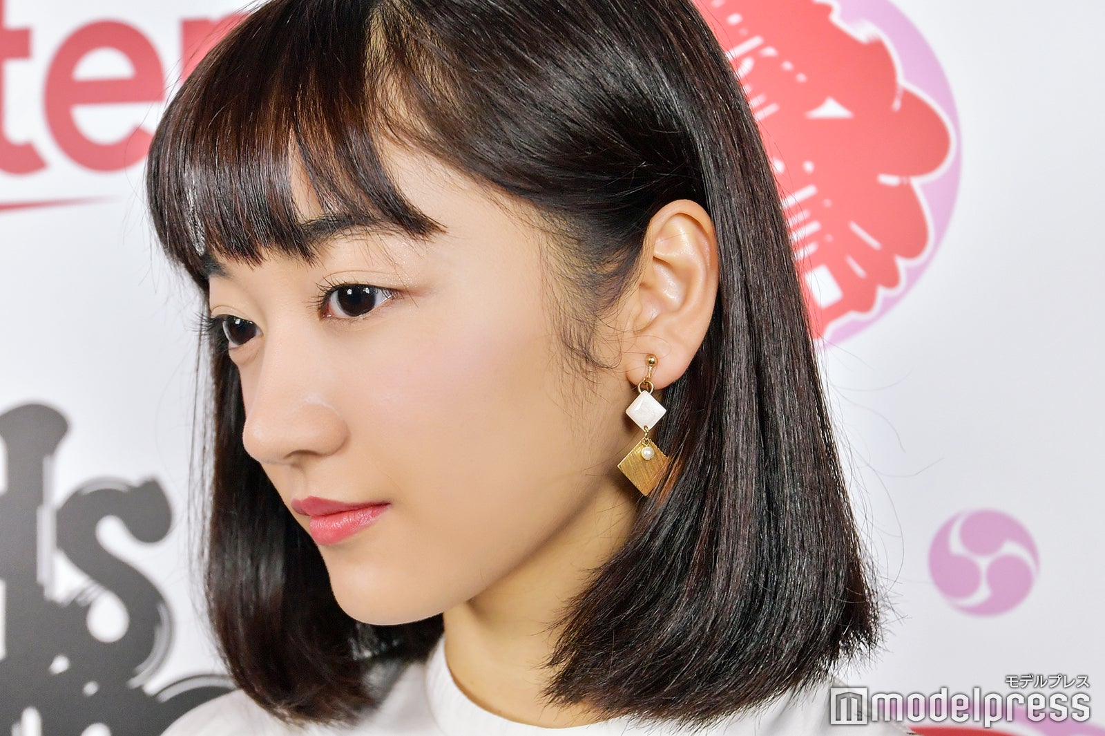 イヤリングはファンからのプレゼント （C）モデルプレス
