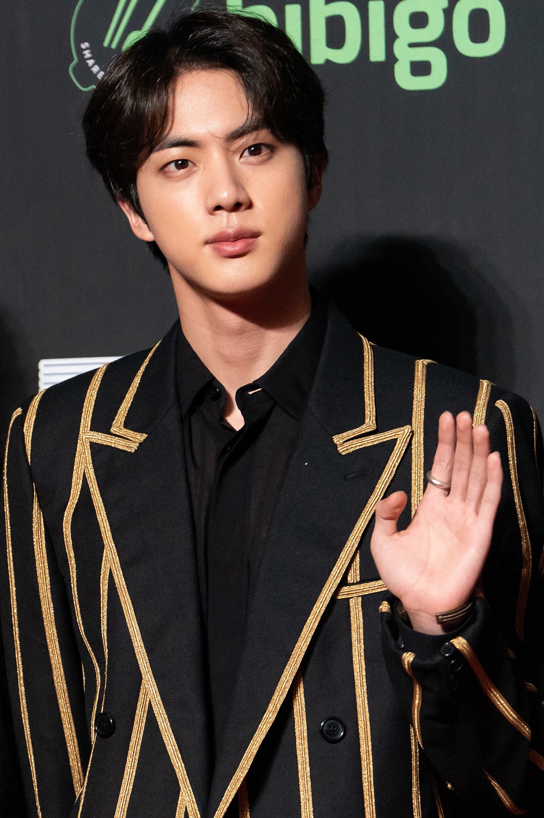 BTS・JIN、“ラブ・マイセルフ”の伝道師 溢れる自己愛とその裏にある