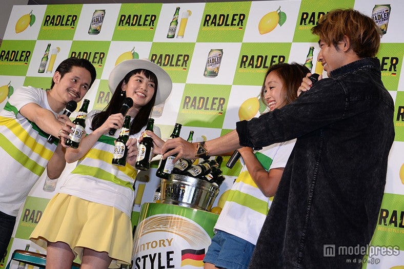 （左より）宮城大樹、筧美和子、近藤あや、湯川正人