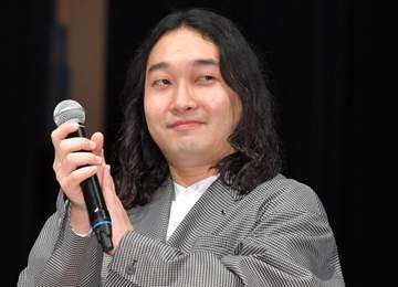 かが屋・賀屋 壮絶いじめ経験 女子から「臭い」と言われ「救ってくれた」香取慎吾主演ドラマ