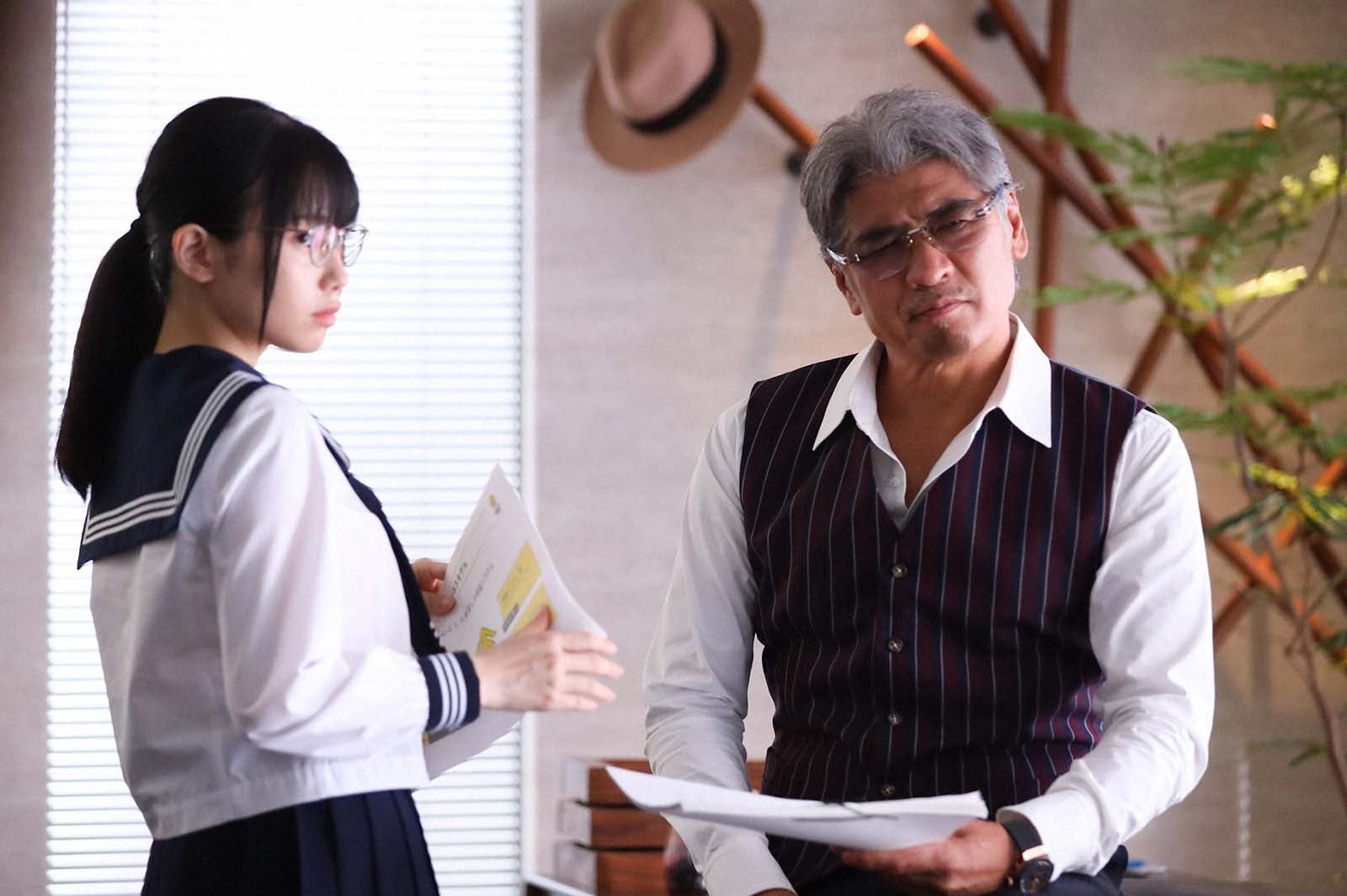 あかせあかり、吉川晃司「トリリオンゲーム」第7話より（C）TBS／撮影：高橋裕子