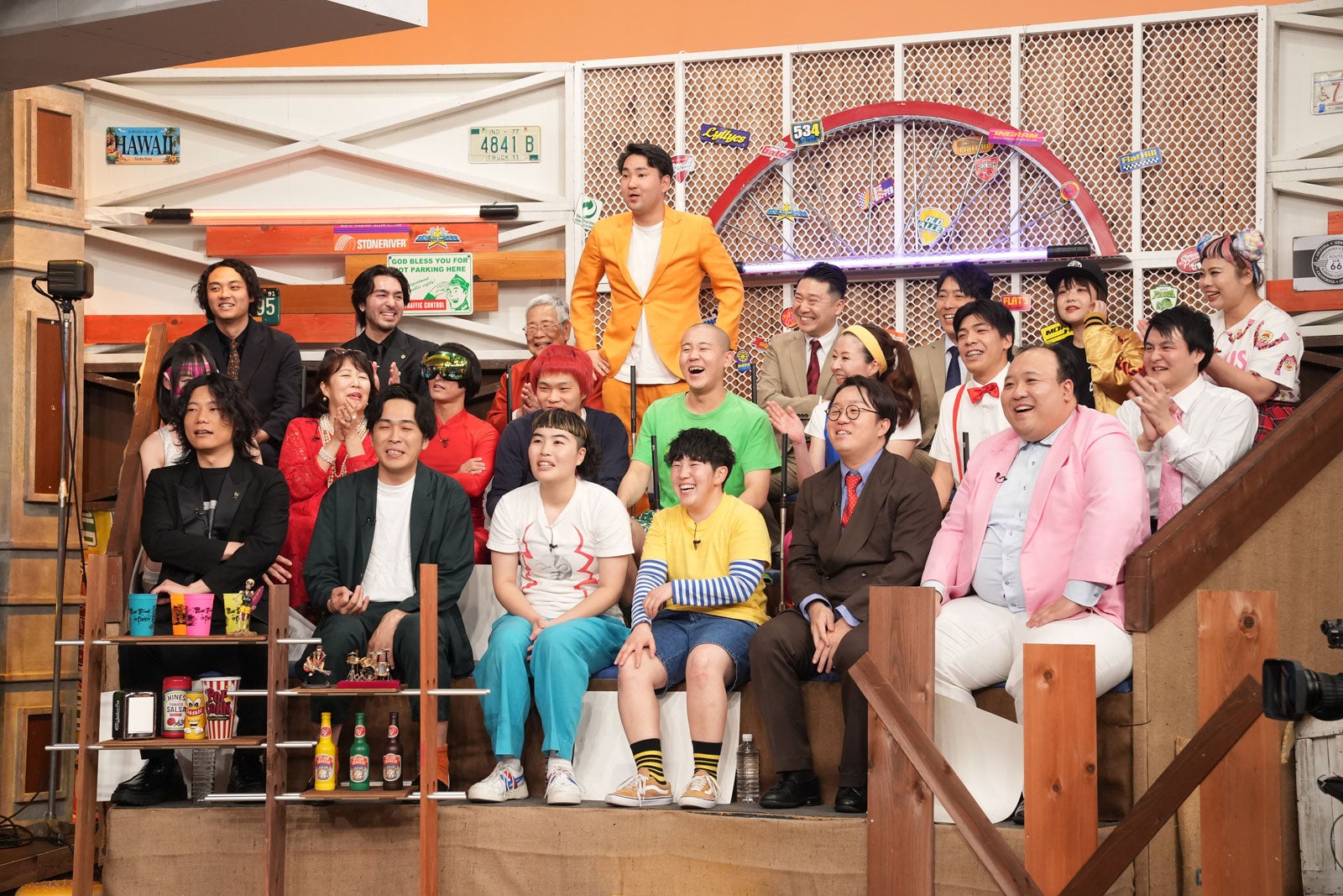 ガヤ芸人ら（C）日本テレビ