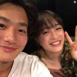 モデルプレス - 野村周平、広瀬すずとの仲良し2ショット公開でファン歓喜「待ってました」「最高すぎる」