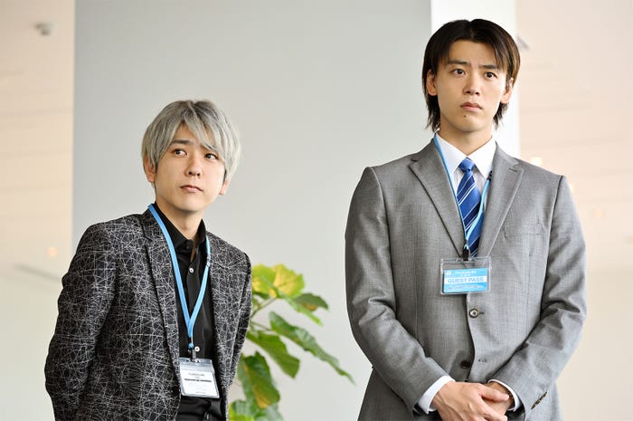二宮和也、竹内涼真「ブラックペアン シーズン2」第7話より(C)TBS