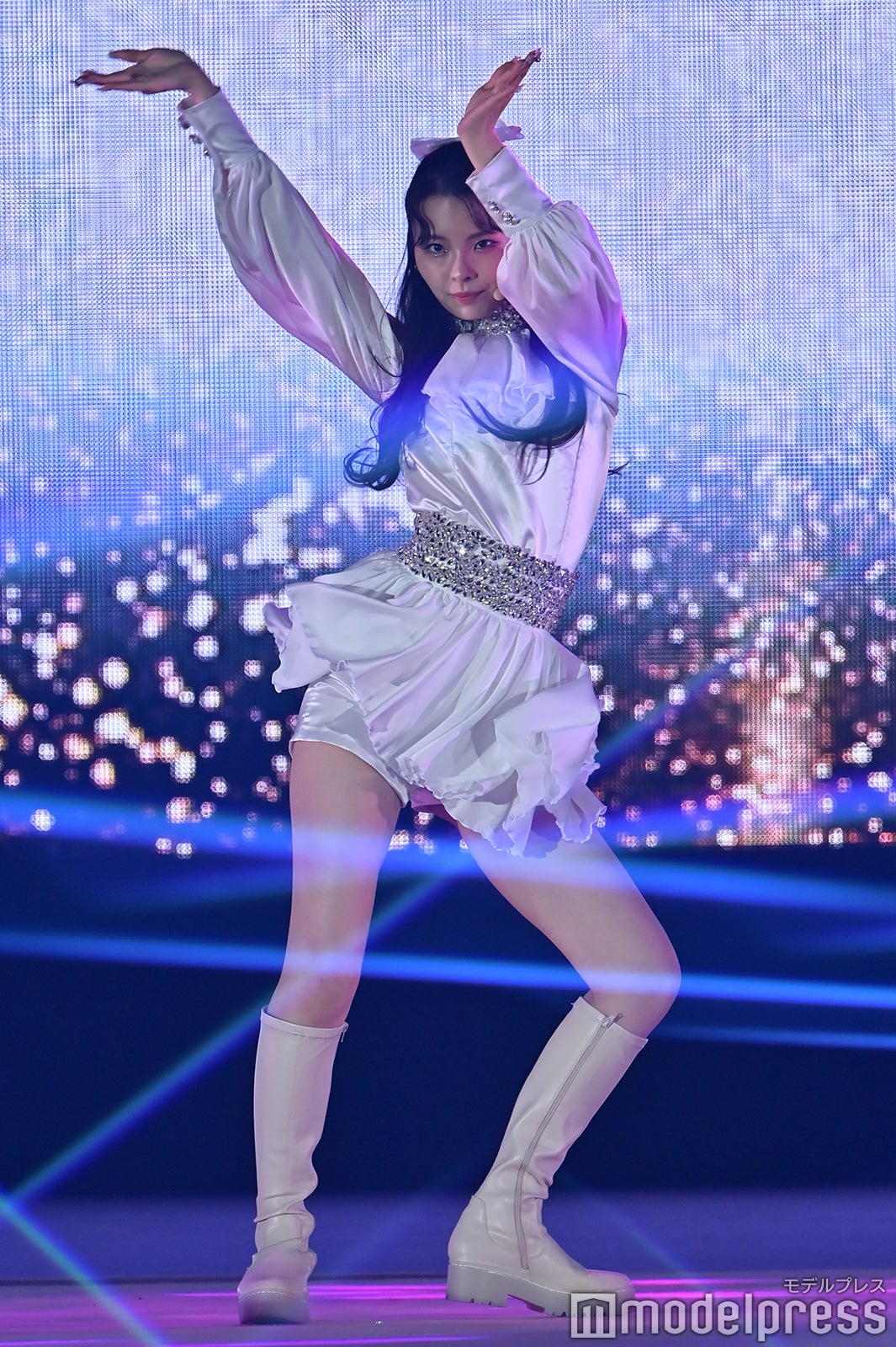 （C）モデルプレス