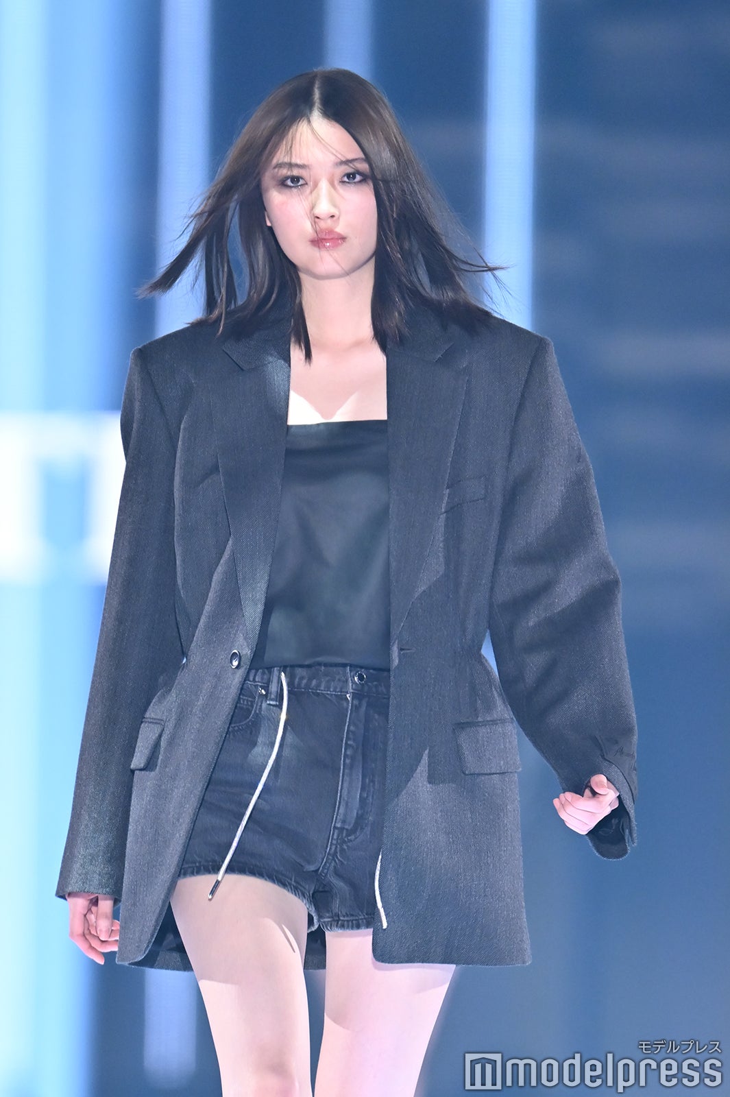 （C）モデルプレス