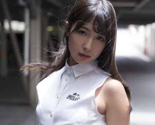 川崎あや、視線で悩殺 妄想かきたてる