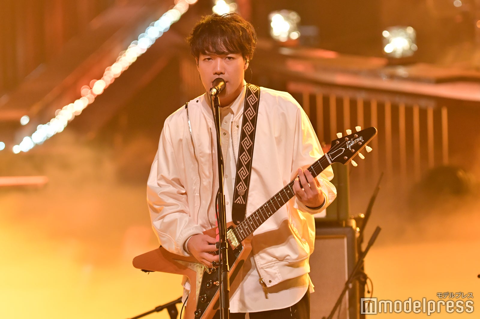 （C）モデルプレス