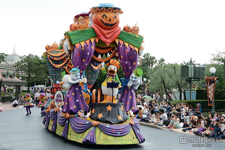 パレード「ハッピーハロウィーンハーベスト」