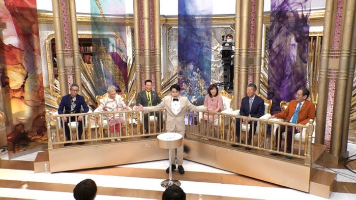 (左から)いしだ壱成、中尾ミエ、錦野旦、吉村崇、松本明子、パンチ佐藤、ルー大柴(C)フジテレビ