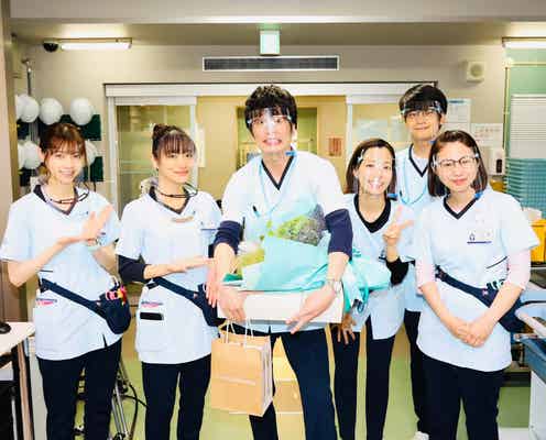 田中圭バースデー、石原さとみ・西野七瀬らがサプライズ祝福 オフショットにファン歓喜<アンサング・シンデレラ>