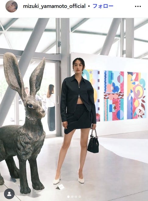 山本美月公式Instagramより