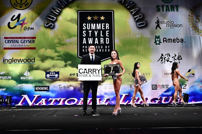 金子賢、ビキニ(ベティ)部門優勝・加納真彩さん(提供写真)