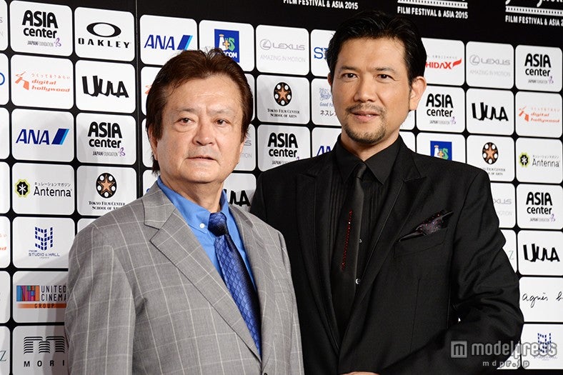 （左から）大和田伸也、別所哲也