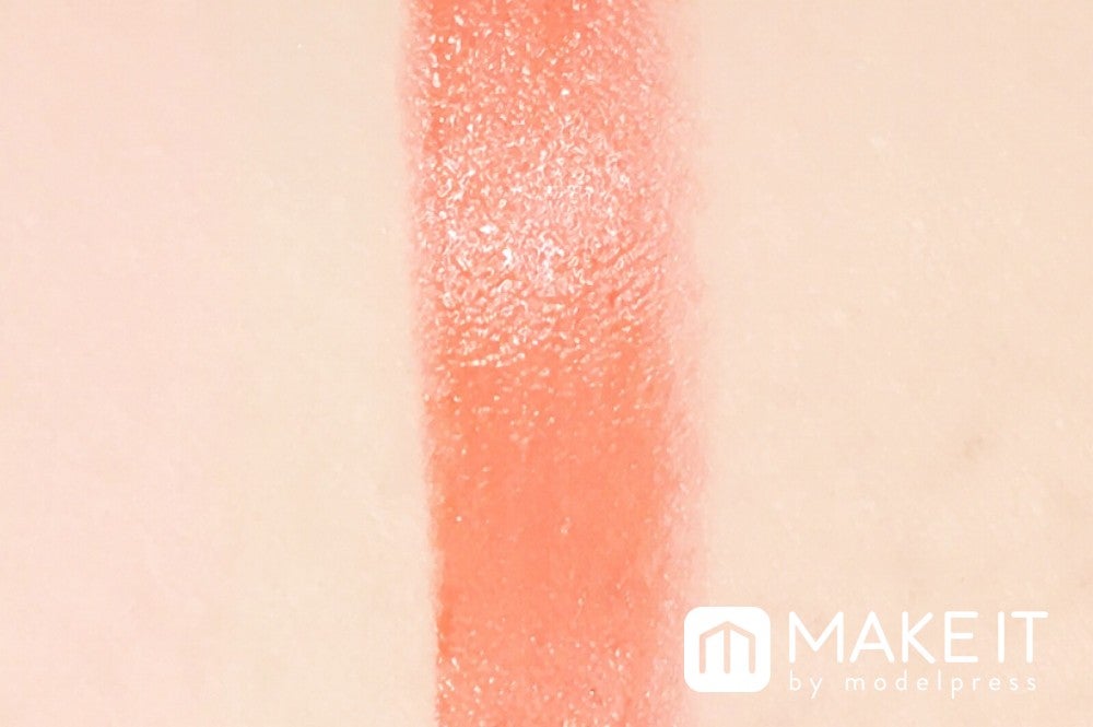 【レブロン】「バームステイン」“40 ランデブー”使用 (C)メイクイット