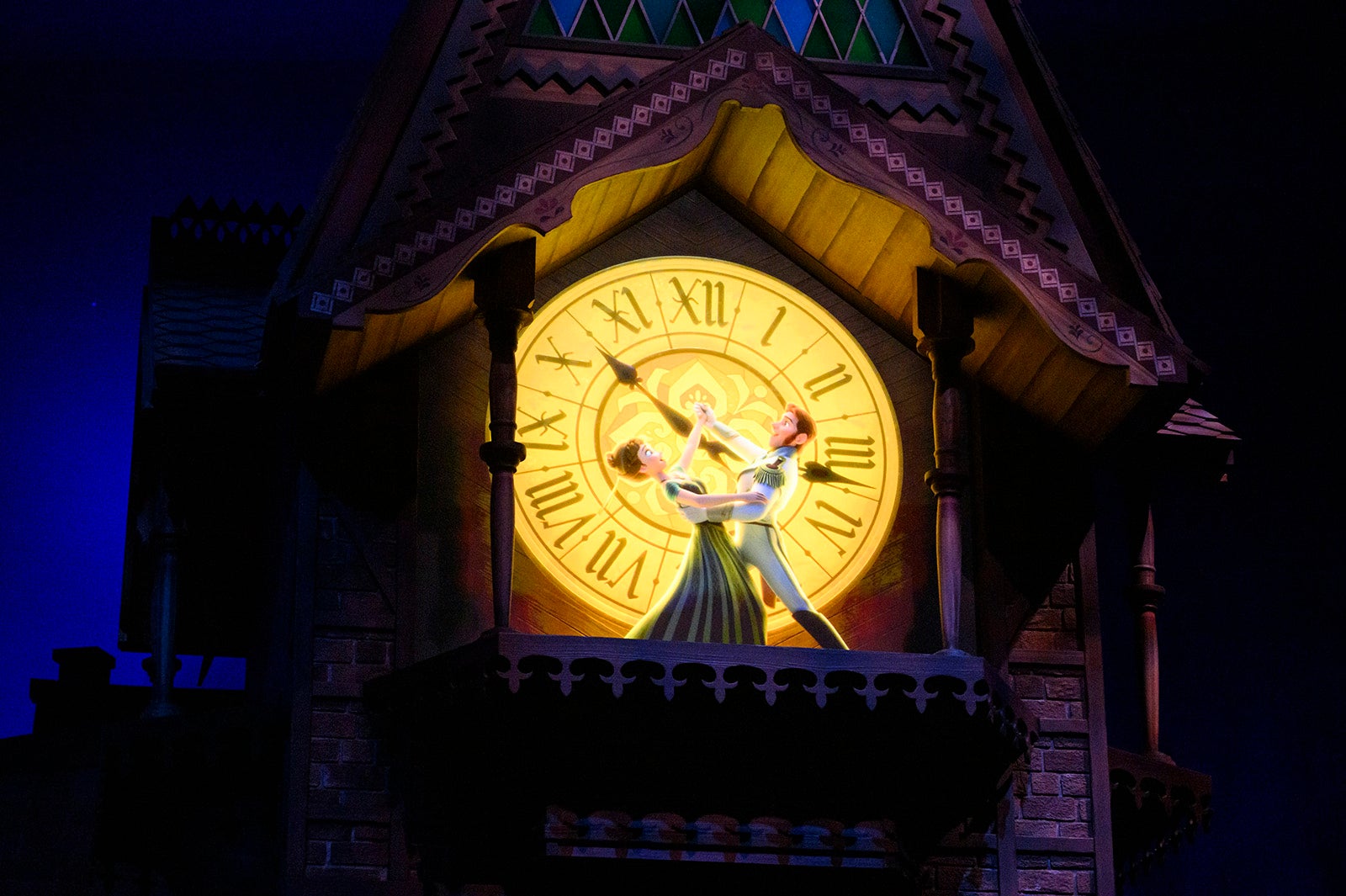 「フローズンキングダム」（C）Disney