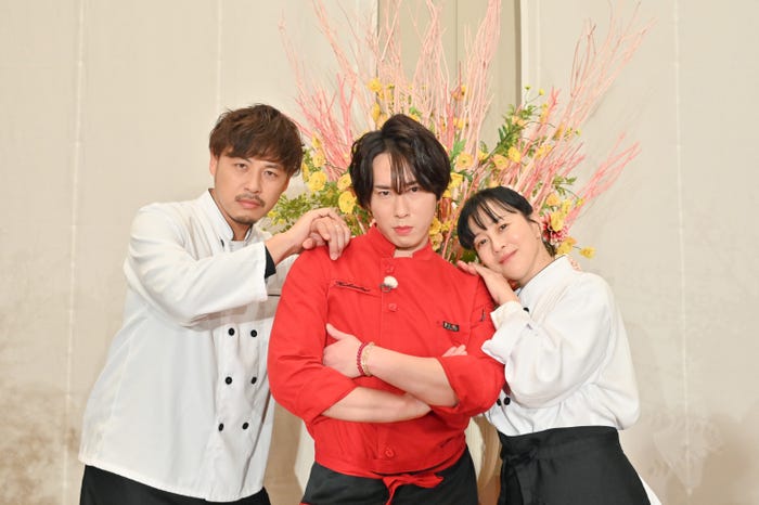 平子祐希、宮舘涼太、坂井真紀(C)TBS