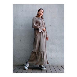 大人のキュートはどこまでが正解? 流行の《ティアードワンピース》を選ぶ4つのポイント