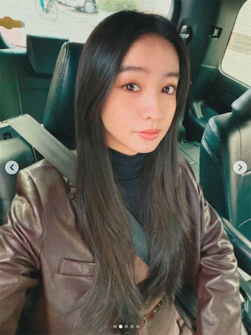 Koki, 愛犬をもふもふした癒やしショット披露「キュートルンちゃん」