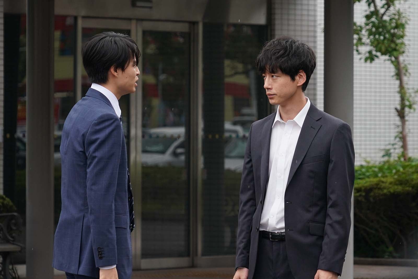 兵頭功海、坂口健太郎「CODE―願いの代償―」第6話より（C）読売テレビ・日本テレビ