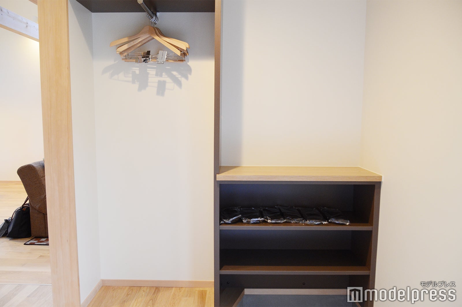 ゆったりした収納つき（C）モデルプレス