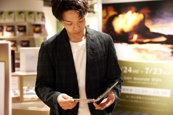 中村倫也/撮影:sai