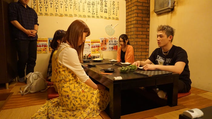 演技撮影中! (C)AbemaTV