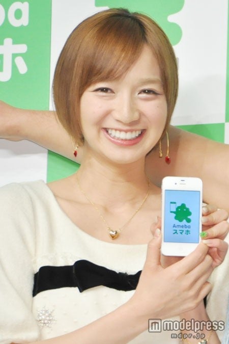 芹那、長友佑都との交際は？「昨日はサッカー見ました」