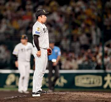 復活支えた阪神・石井と「手紙の物語」伏見から「焦るなよ 絶対大丈夫」ファンへ「石井大智はどんな時も踏ん張ります」
